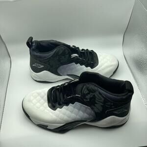 Men's Basketball Shoes White and Black Unbranded Size 42 US 8.5